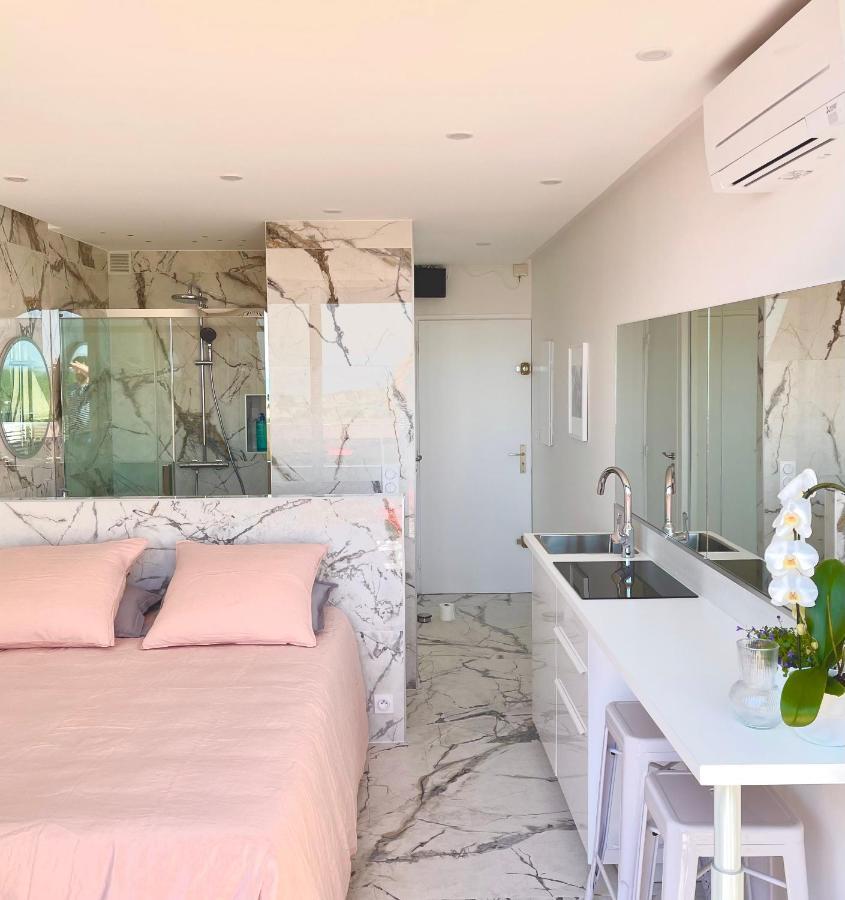 Caraibes Heliopolis Naturiste 아그 외부 사진